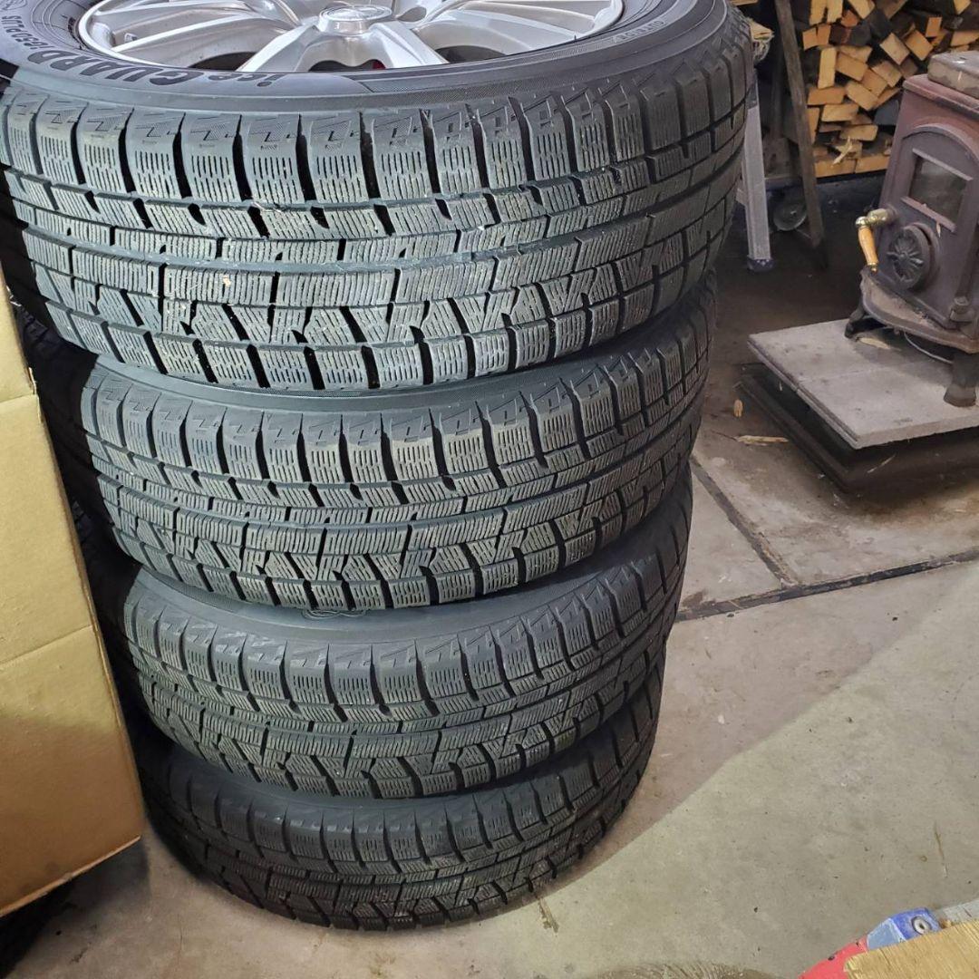 お値下げ【室内保管】スタッドレスタイヤ 225/60R17 99Q 4本セット
