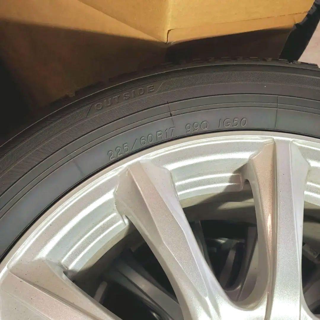 お値下げ【室内保管】スタッドレスタイヤ 225/60R17 99Q 4本セット