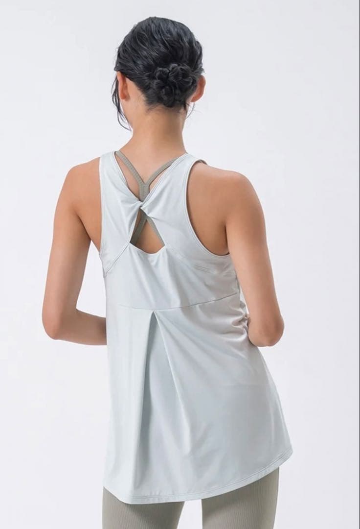 新品【SUKALA】バックツイストセパレートタンクトップ