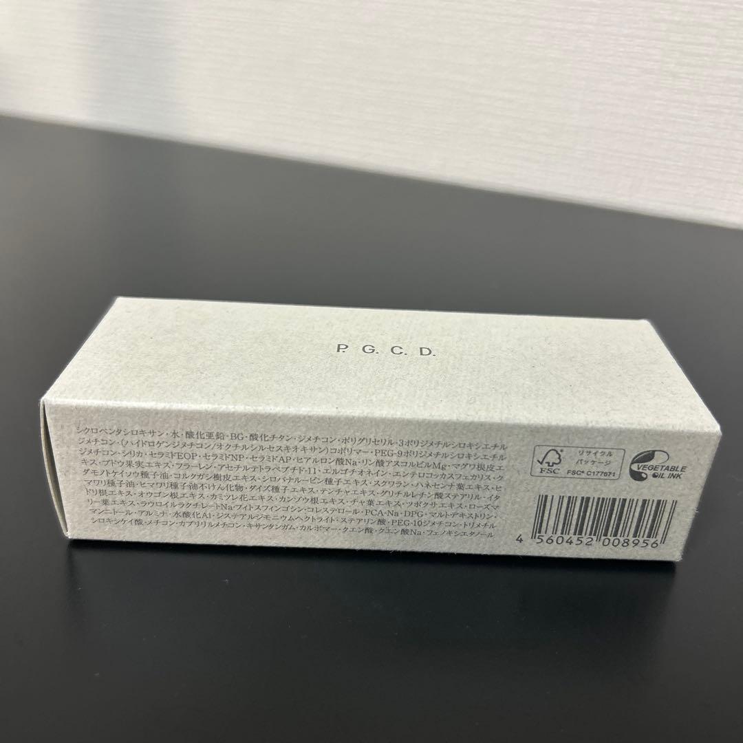 P.G.C.D ファンデレスP.I.ナチュール（トーンアップUV美容液）　新品