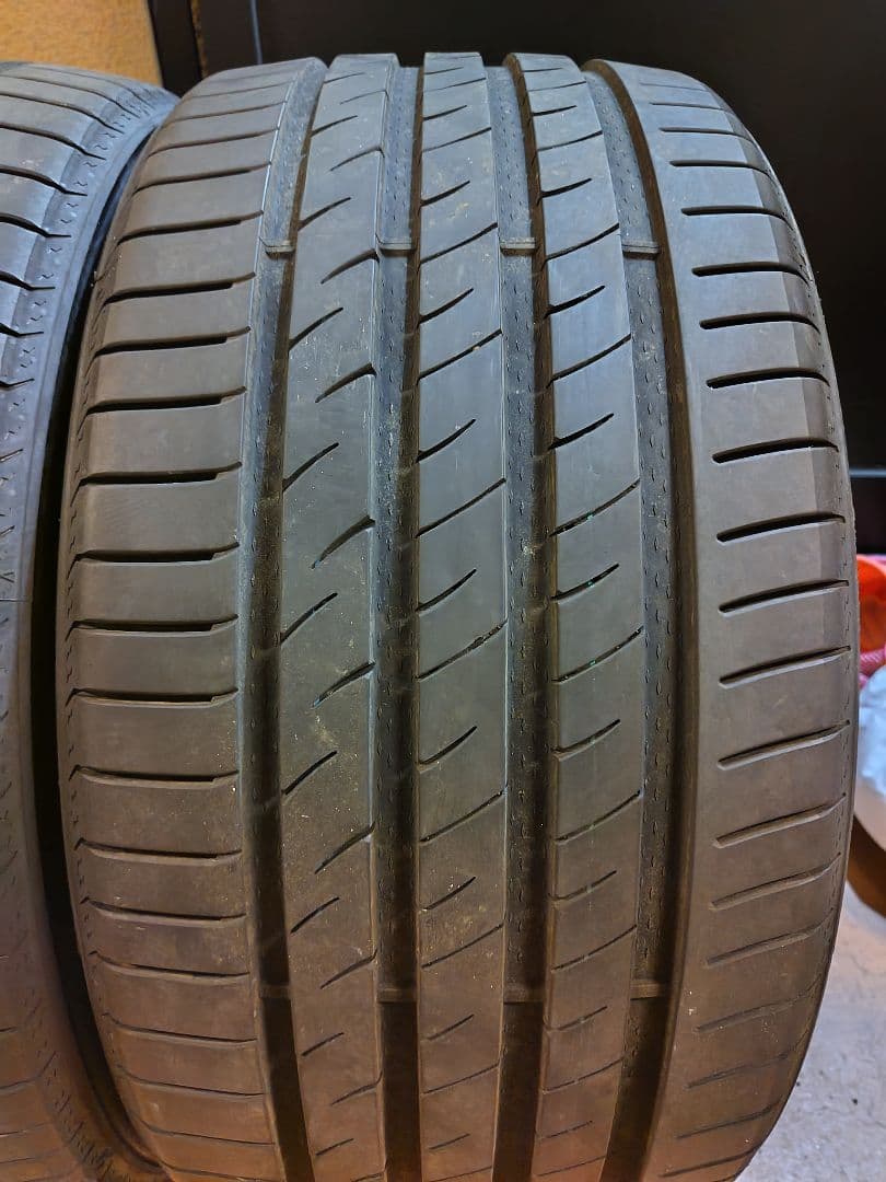 こーじまる275/35/R21 MAXTREK MAXIMUS M2 　㉚