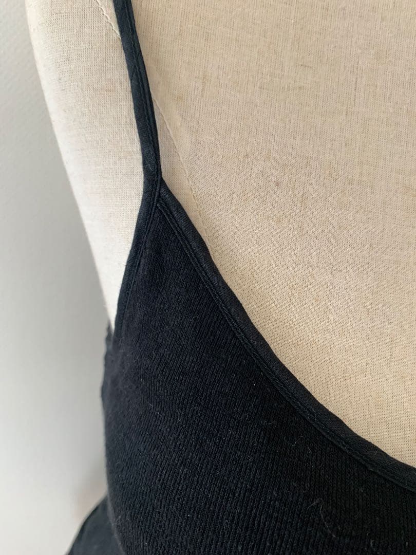 ブラック 黒　キャミソール　 調整可能　ストラップ　麻100％　リネン