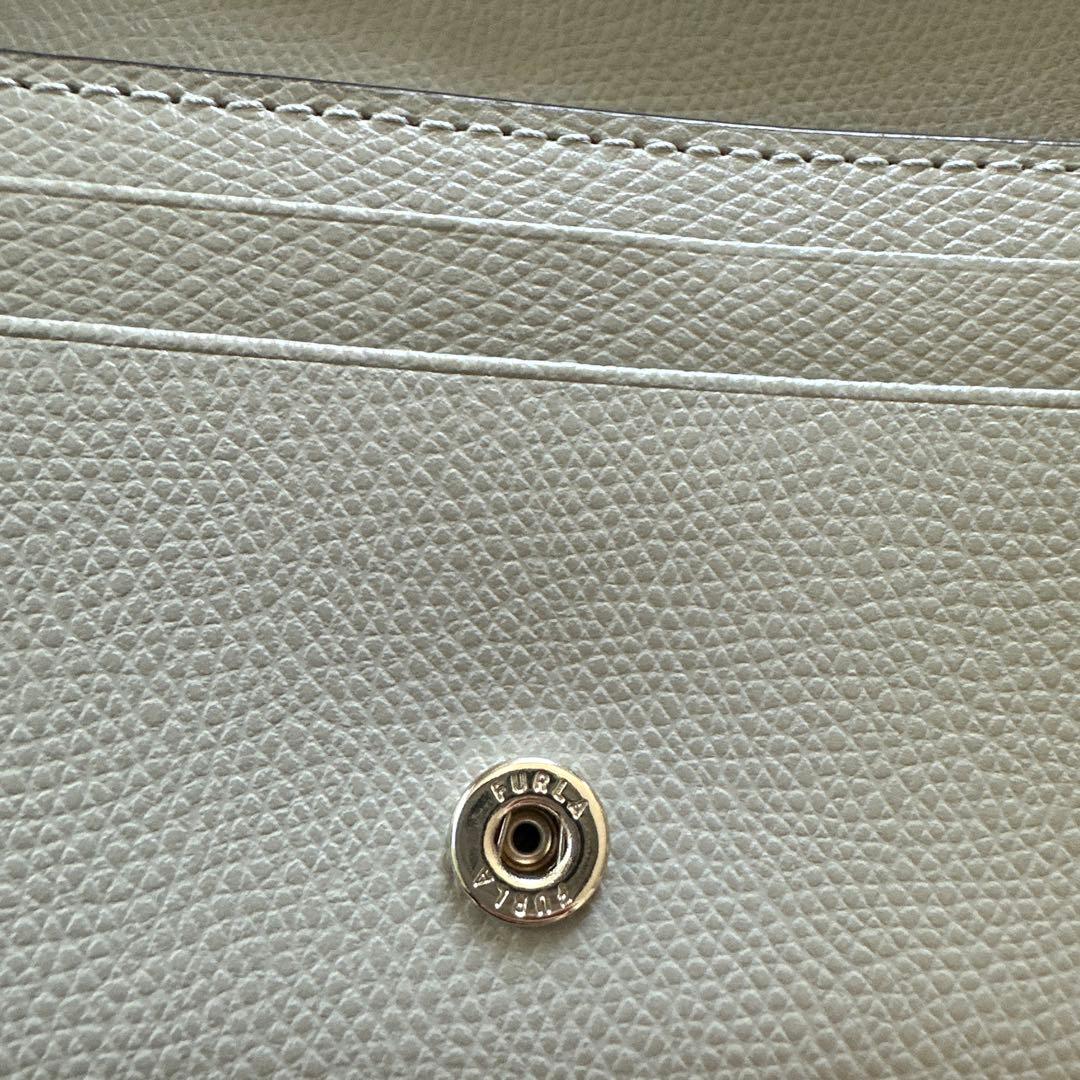 FURLA グレー 二つ折り財布