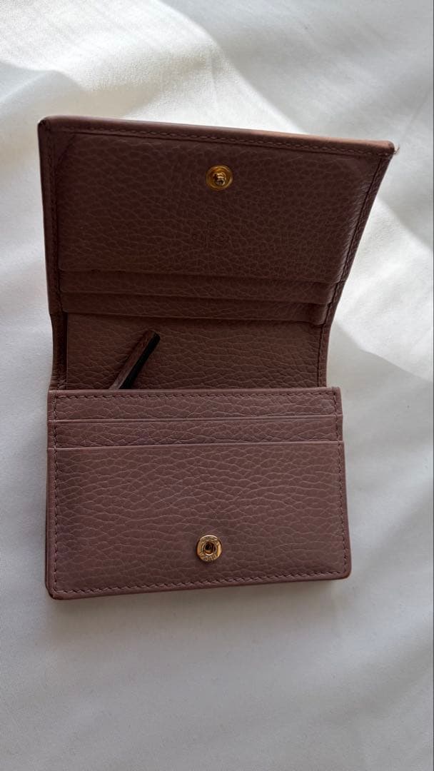 GUCCI GGマーモント ダブルG カードケース　二つ折り財布 ベージュ