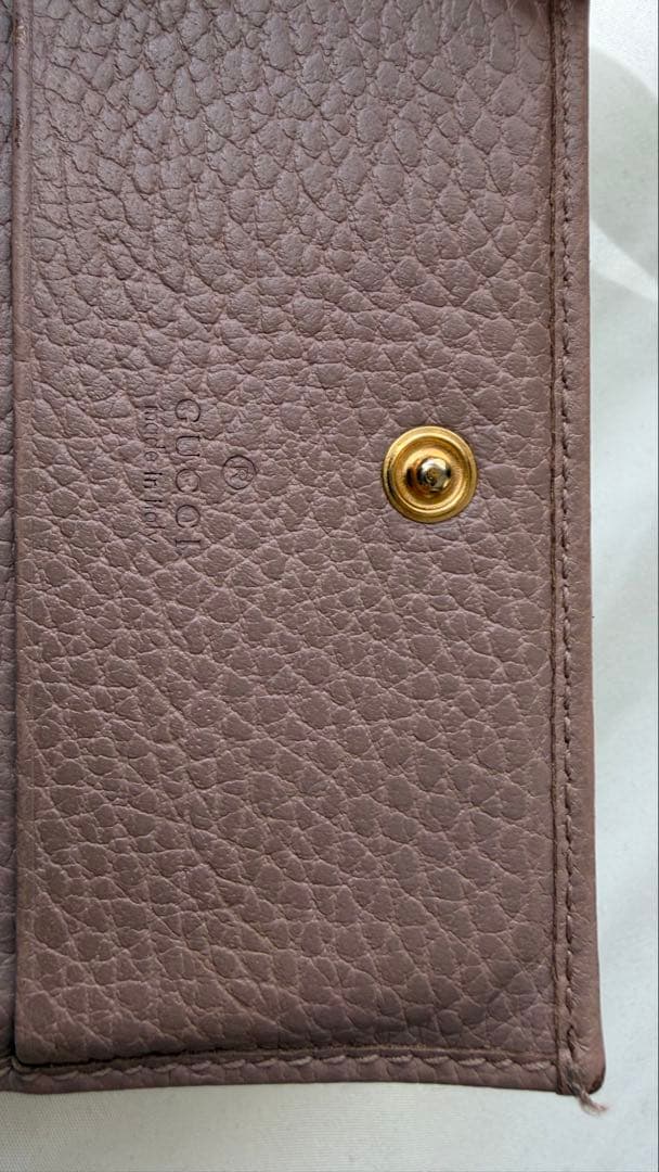 GUCCI GGマーモント ダブルG カードケース　二つ折り財布 ベージュ