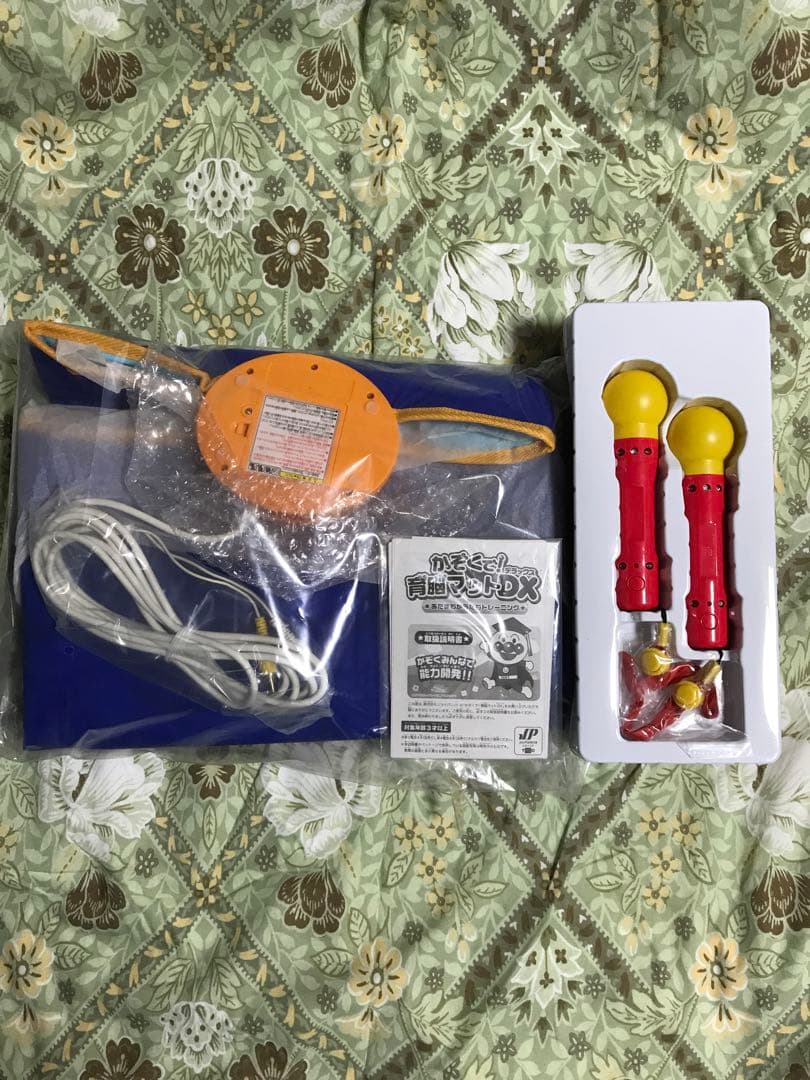 未使用品の美品アンパンマン家族で育脳マットDX