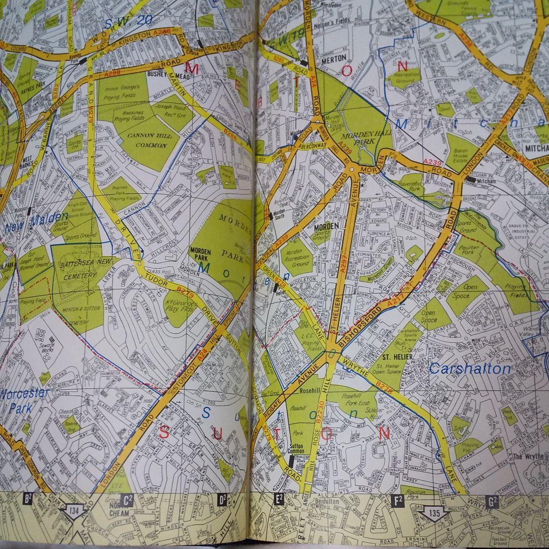地図・旅行ガイド MASTER ATLAS OF GREATER LONDON