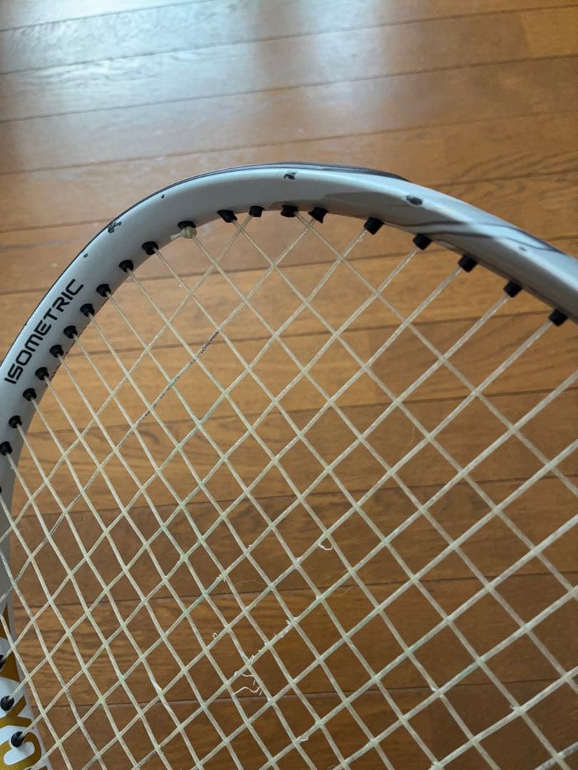 YONEX ezone100Ｌ G2 ホワイト/ゴールド 大阪なおみモデル
