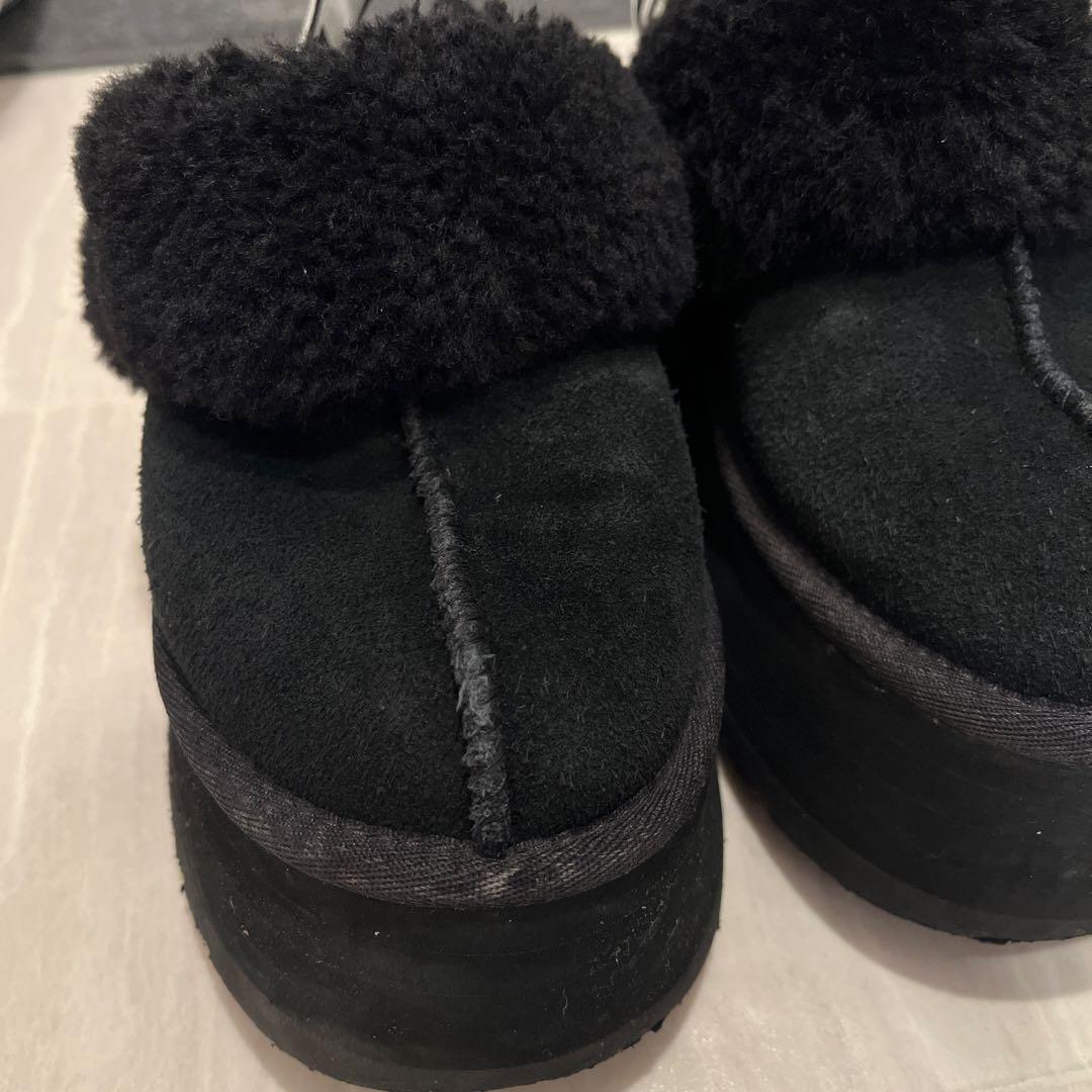最終値下げ　美品 UGG ファンケット スリッポン サンダル 黒 23cm 厚底