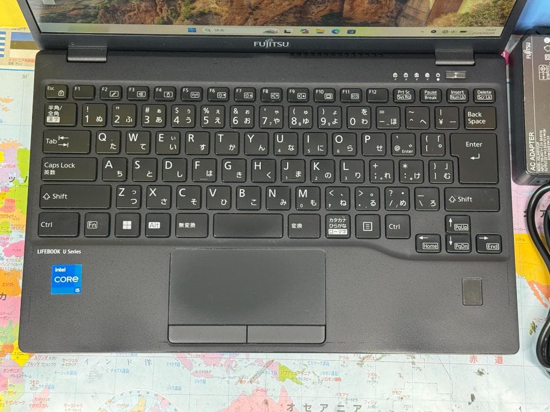 良品 16GB 第12世代 富士通 U9312/KX 13.3型 ノートPC