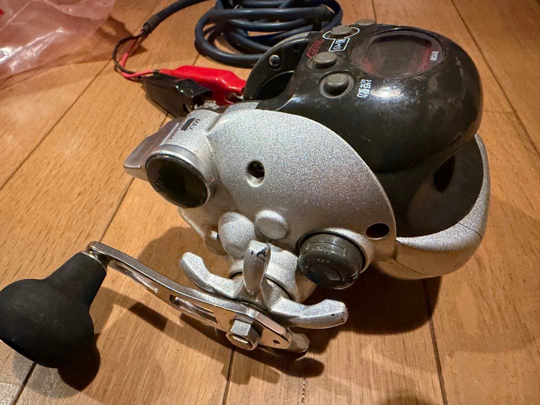 電動リール　リョウビ　アドベンチャー