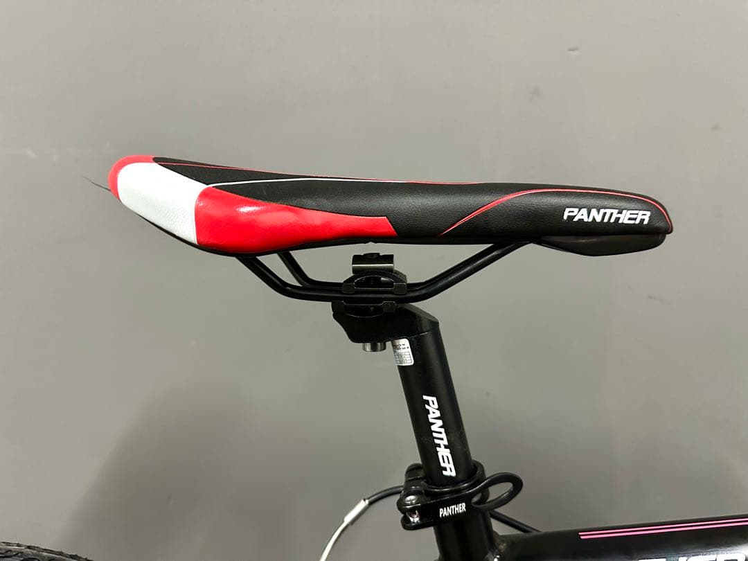 新品・未使用 PANTHER クロスバイク 700C シマノ変速 スポーツ自転車