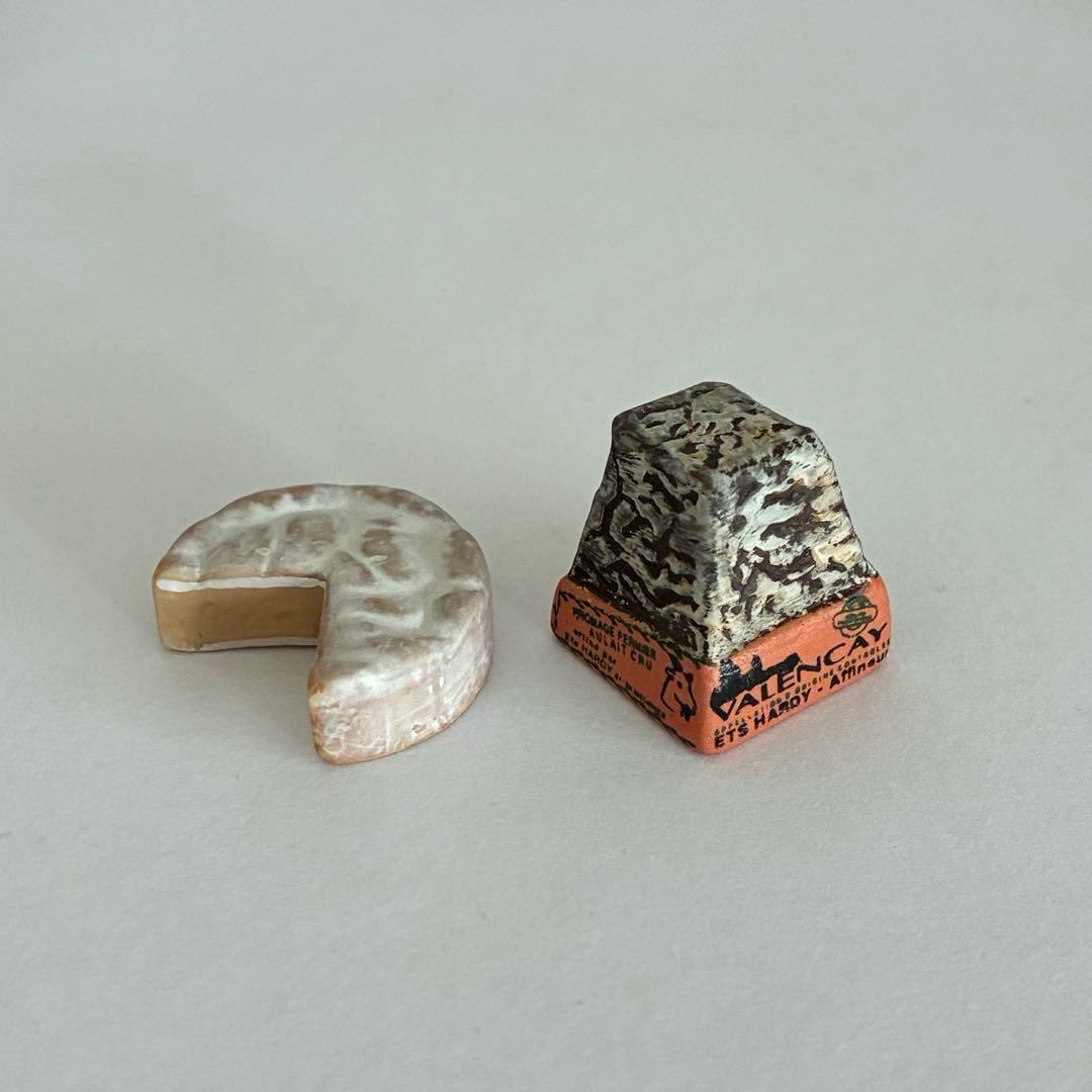 フランスのチーズ　希少　フェーブ　ヴィンテージ　フランス　陶器　ミニチュア　置物