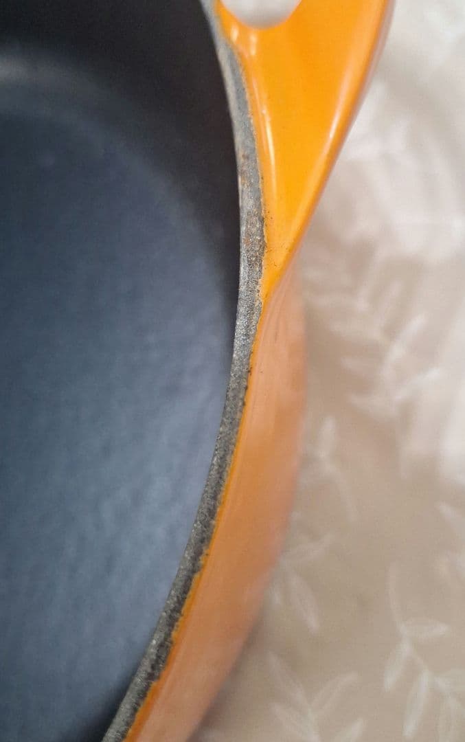 LE CREUSET　ル・クルーゼ　両手鍋 22cm オレンジ