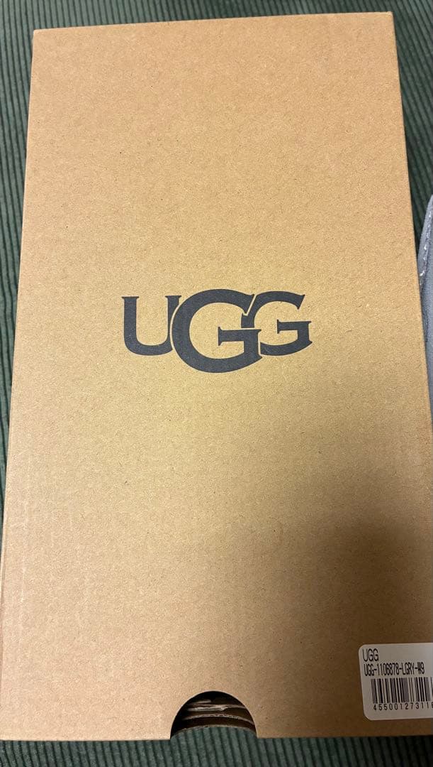 新品未使用品！UGG グレー モカシン シューズ　26センチ