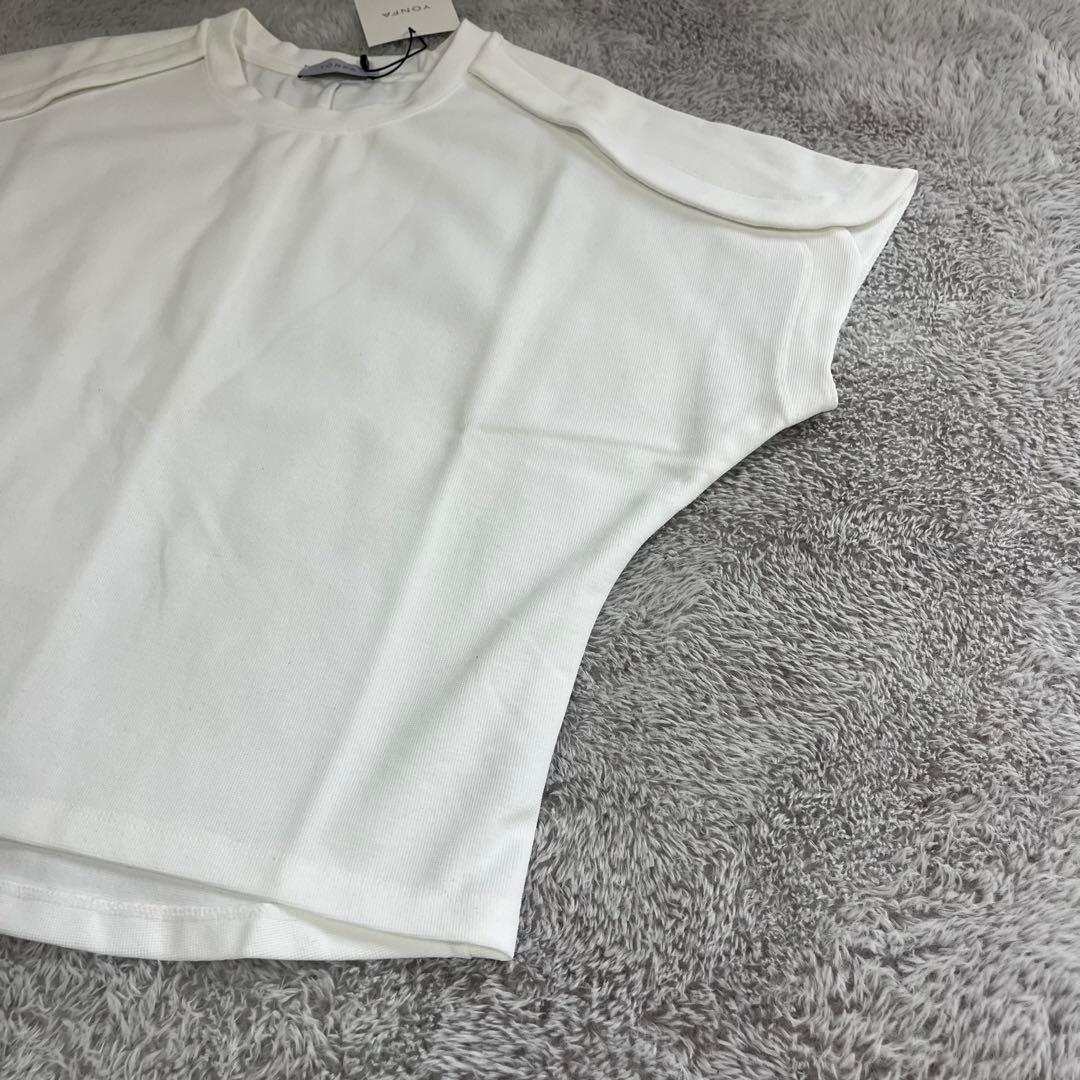 新品❣️YONFA ヨンファ チューリップスリーブティー ホワイト 半袖カットソー