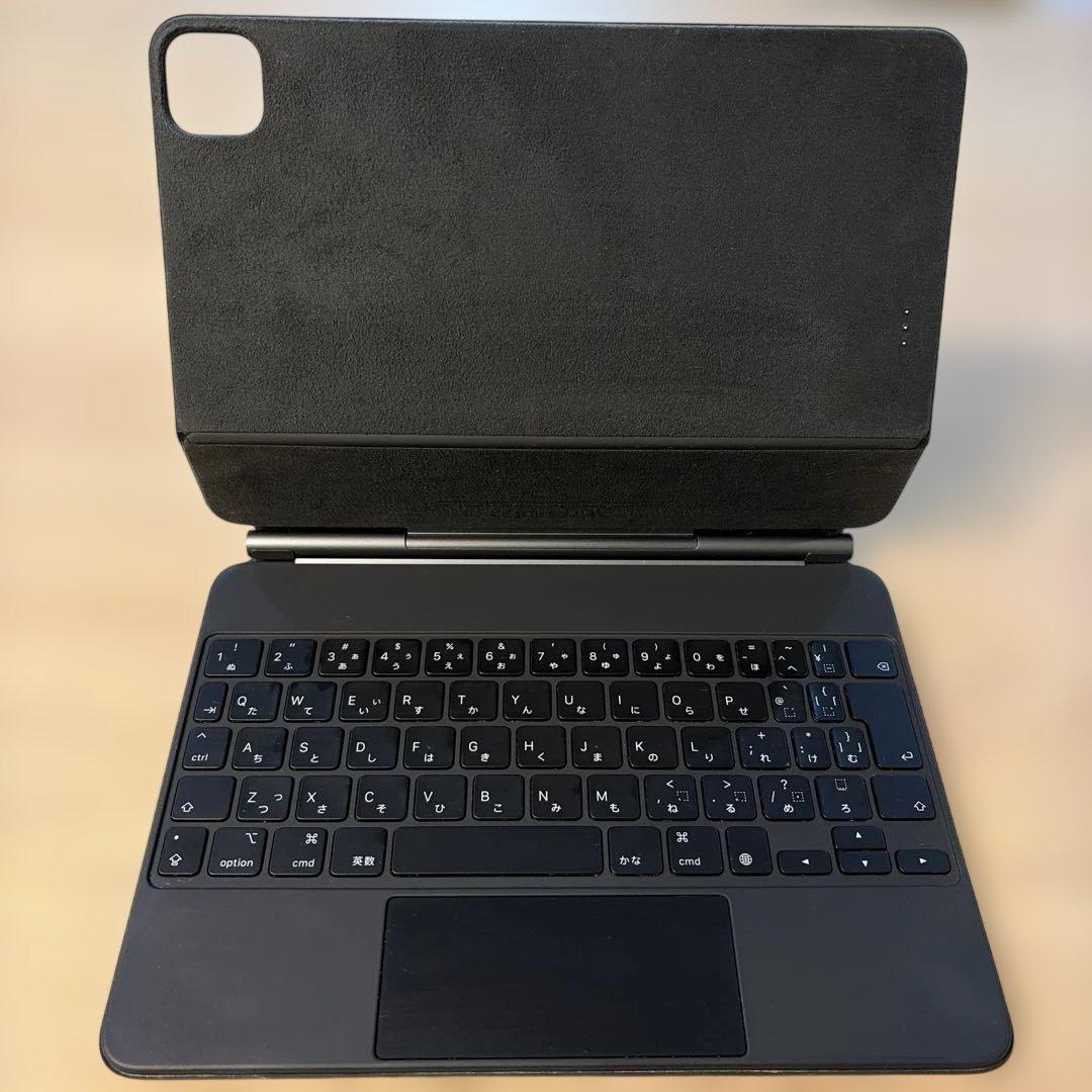 Apple iPad Magic Keyboard 純正　A2261