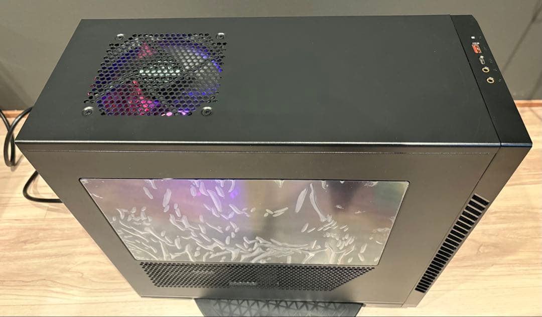 白　RTX4060　ゲーミングpc i5 14400F DDR5搭載！