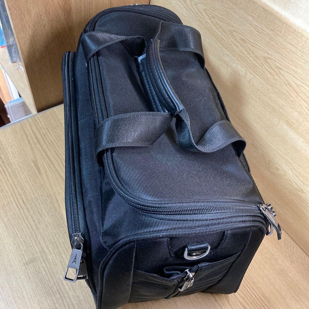 Travelpro Crew Versapack デラックストート　ブラック