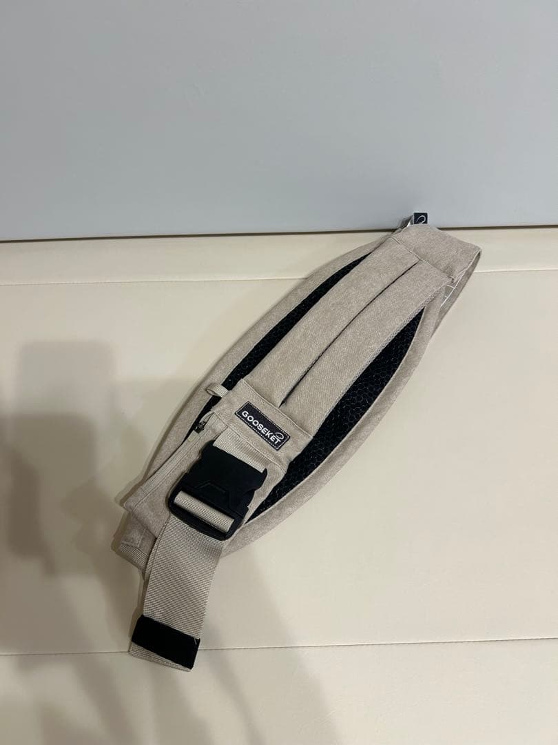 美品　KET 365 抱っこ紐　グスケット ベージュ