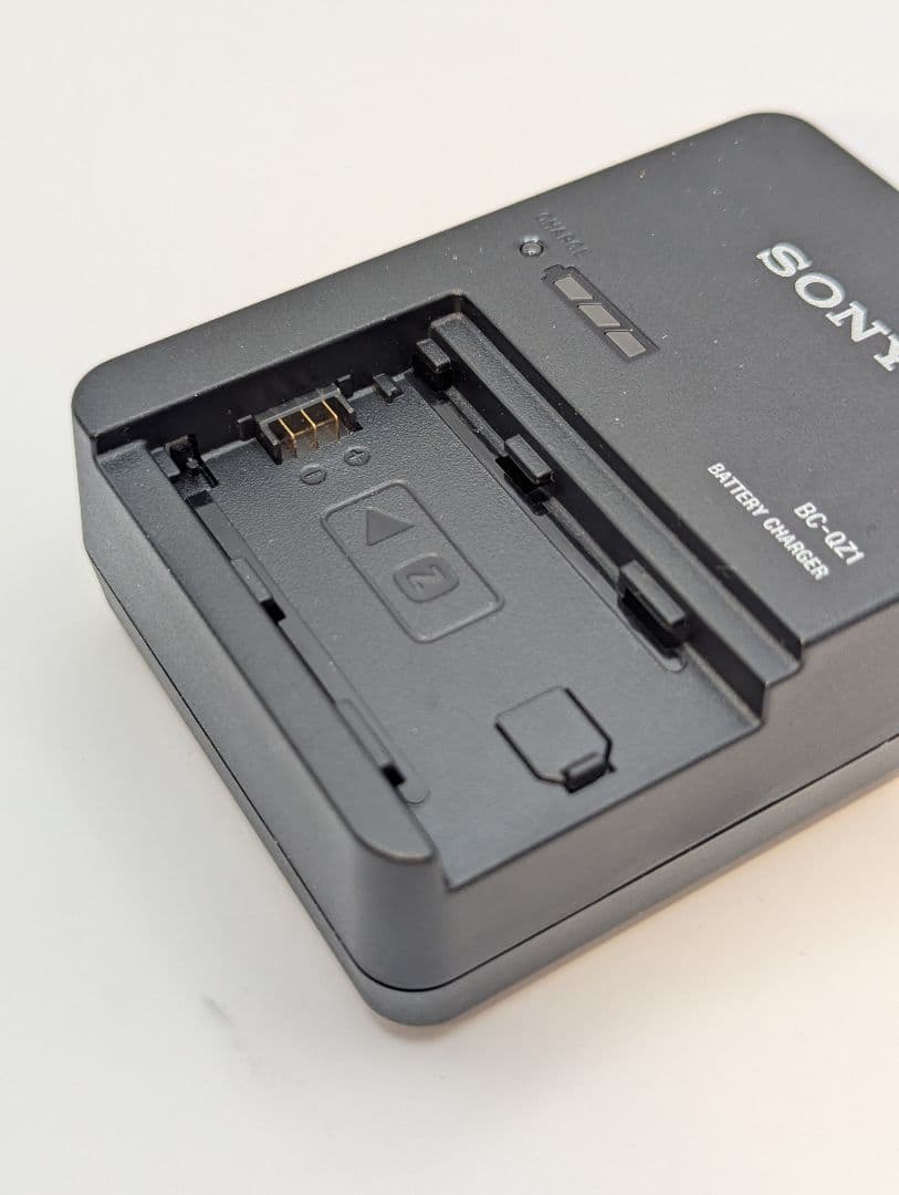 SONY BC-QZ1 チャージャー