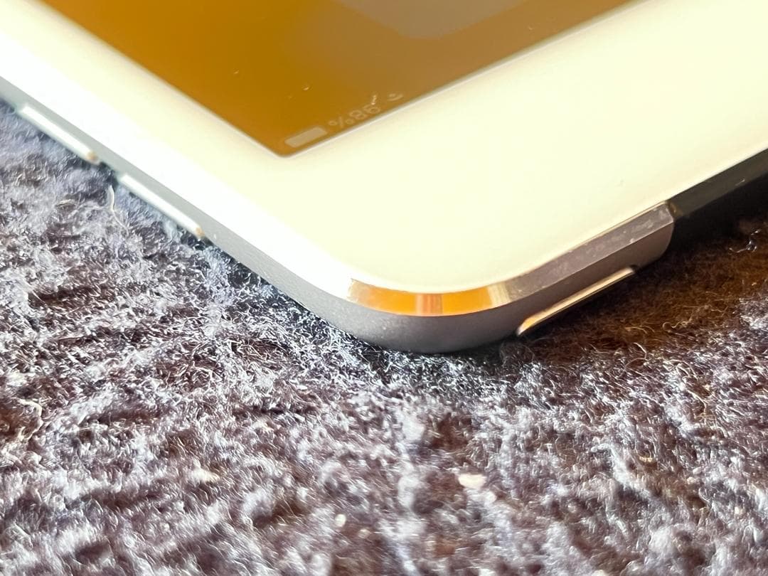 ipad mini4 wi-fi+cell３２GB SIMフリーバッテリー７１%