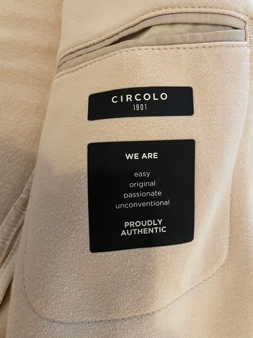 CIRCOLO1901 48 ライトベージュ極美品 めちゃくちゃかっこいいです。