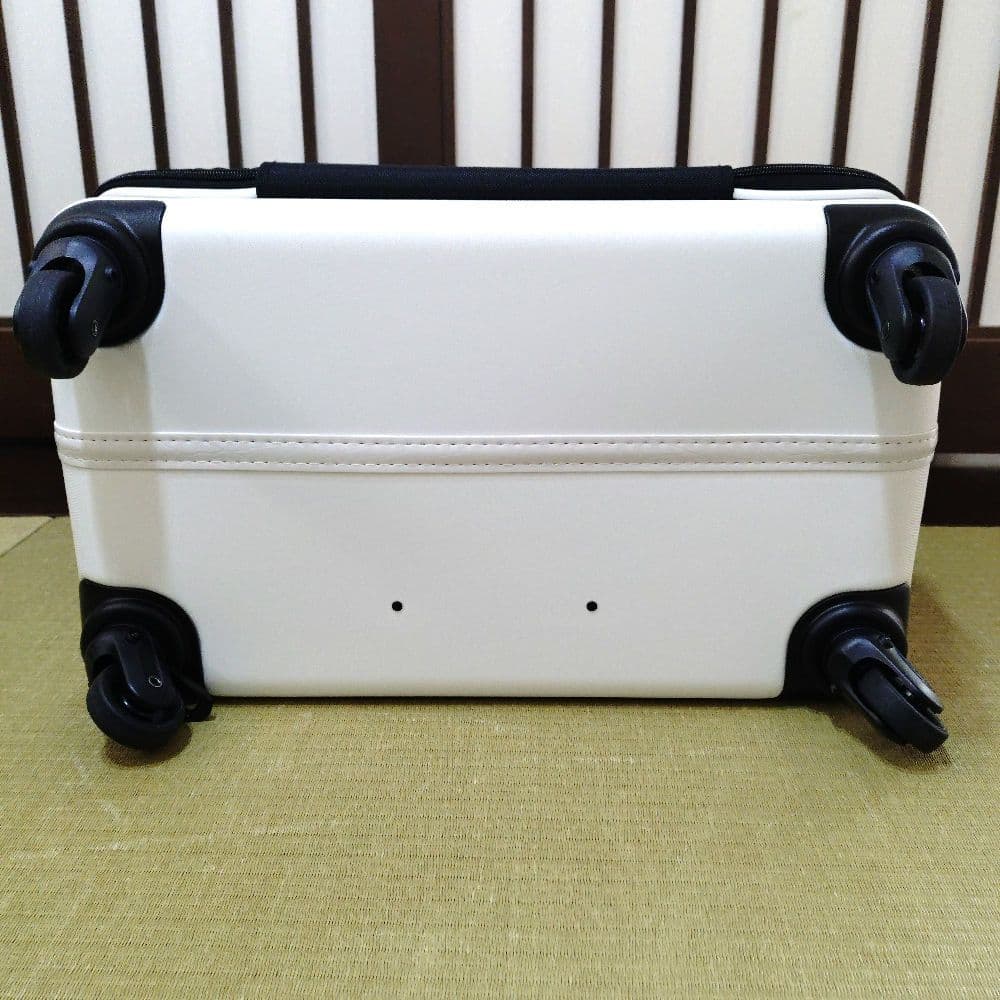 【美品】OSOTOキャリー roller ローラーII M 犬猫用 白