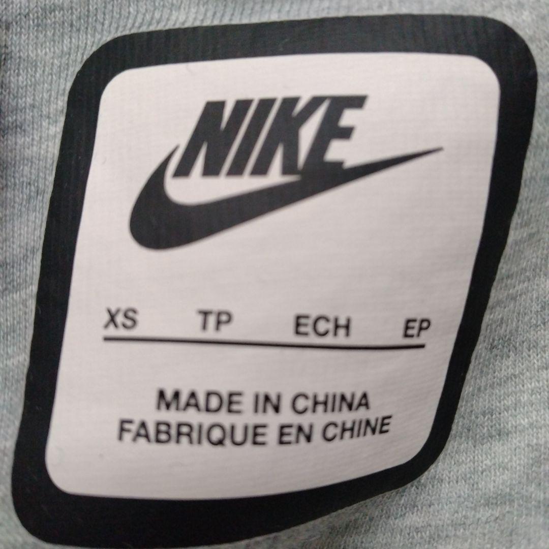お値下！Nike　テックフリース　レディースXS