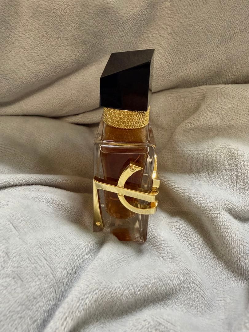 YSLリブレ オードパルファム 2回のみ使用 傷なし