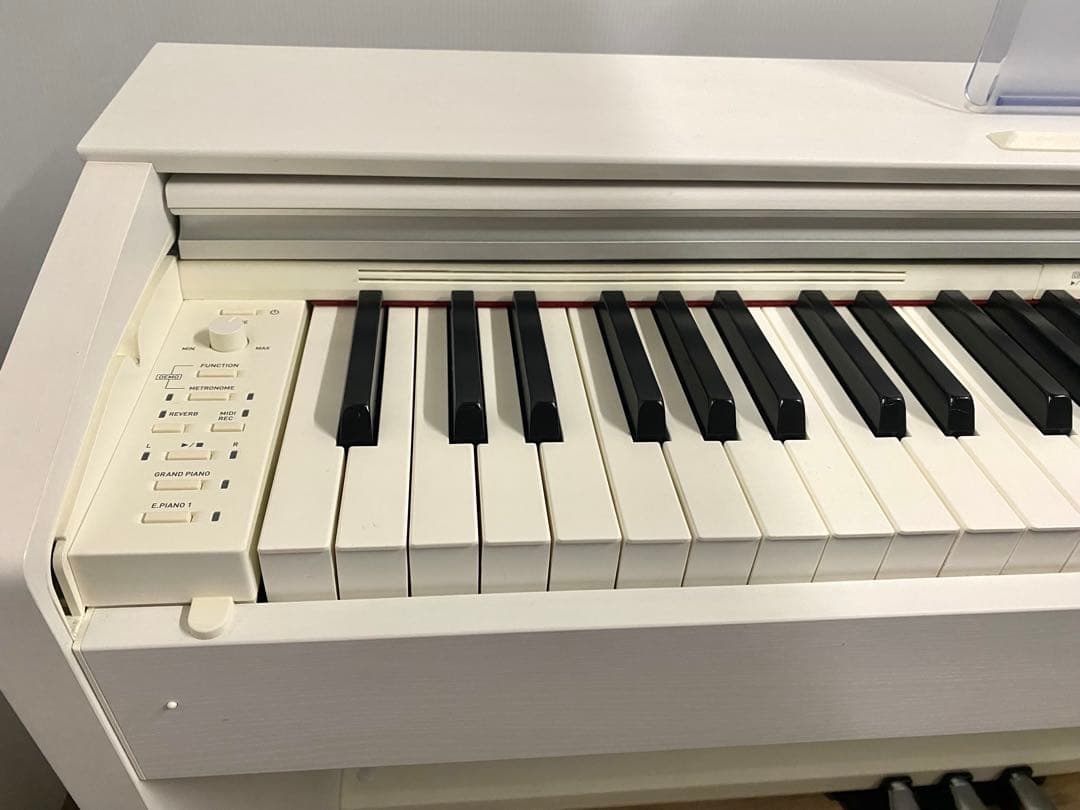 電子ピアノ　スタイリッシュタイプ♪ CASIO プリヴィア PX770