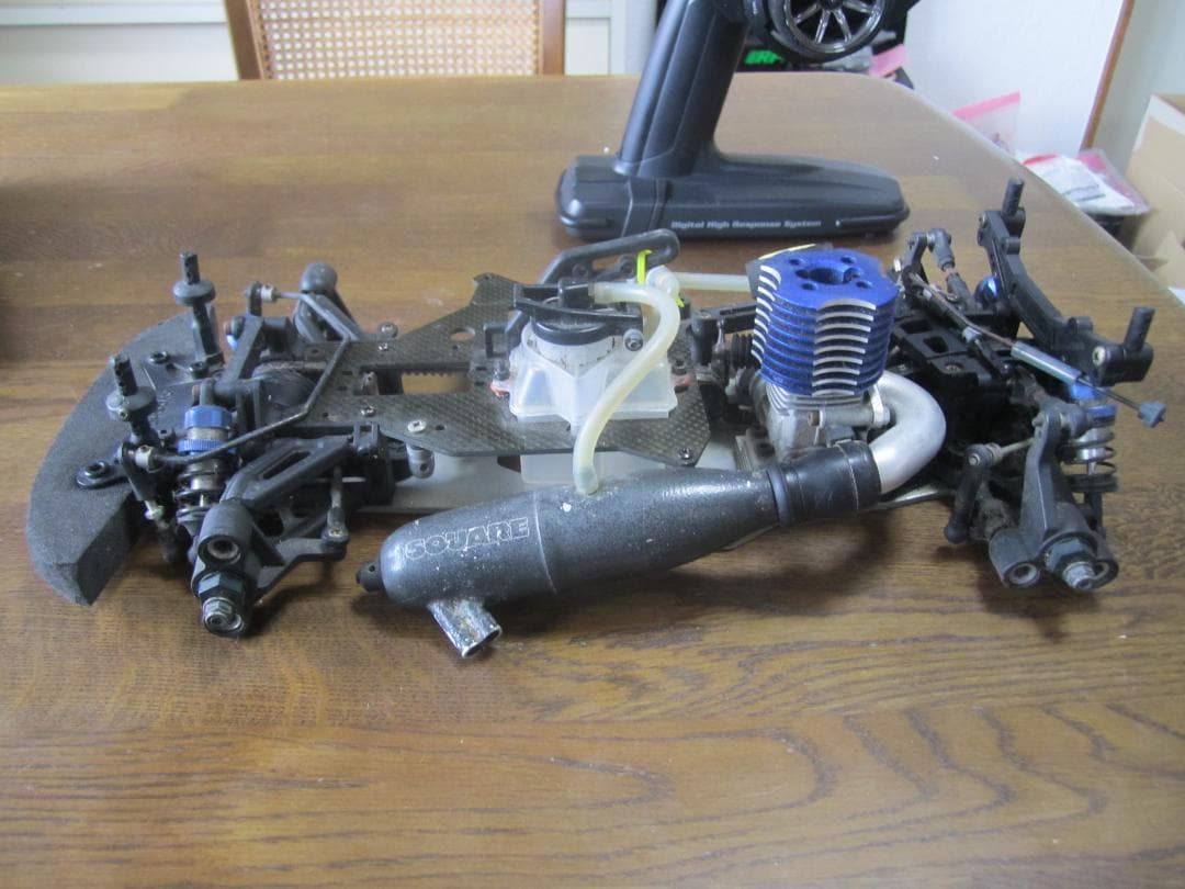 ガレージSeek 京商エンジンカー 2.4Gサンワプロポ M11X セット