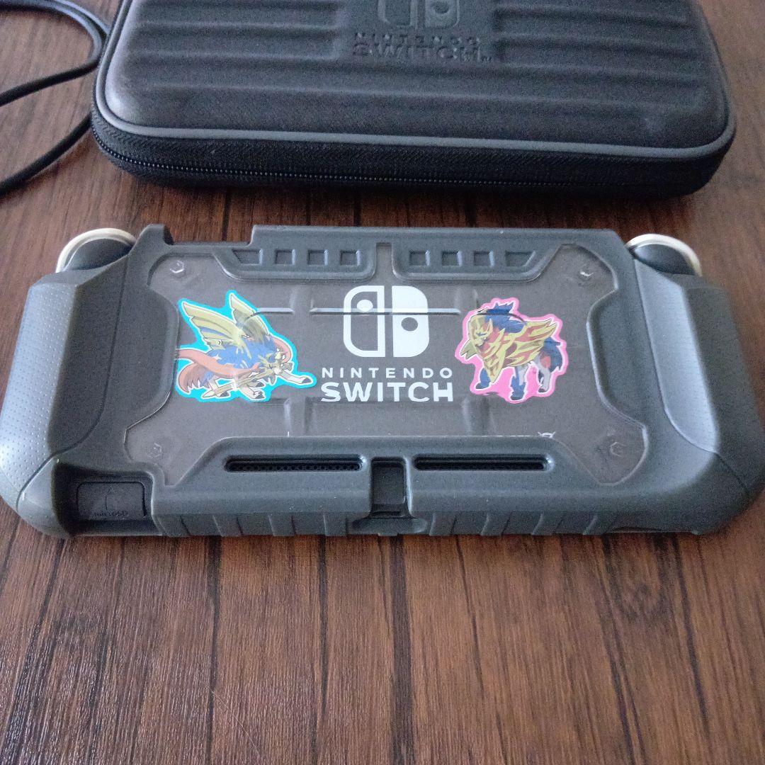 【値下げ中】Nintendo Switch Lite ハードケース＆ケース付