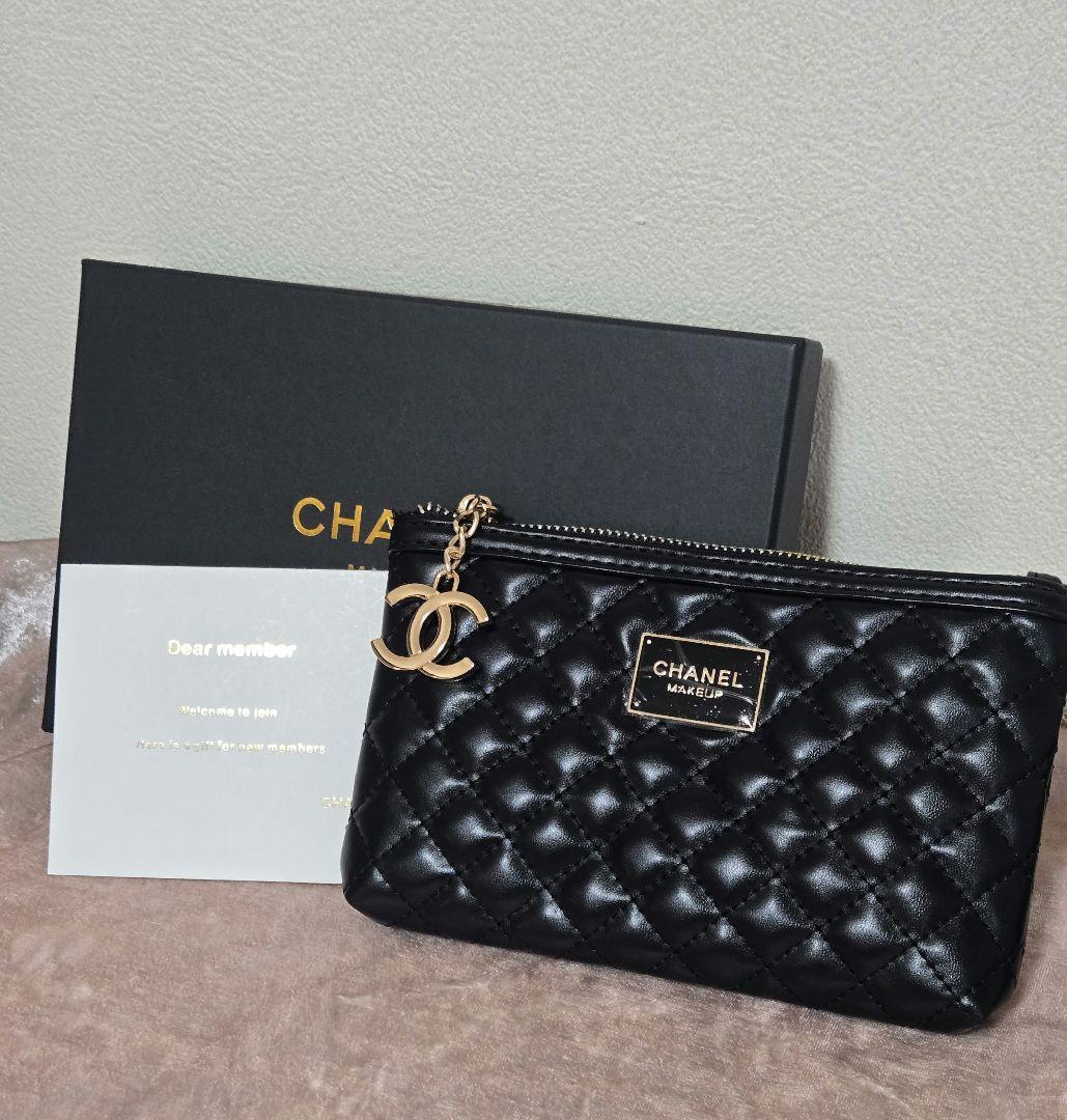 CHANEL ノベルティ ブラック キルティングポーチ メイクポーチ