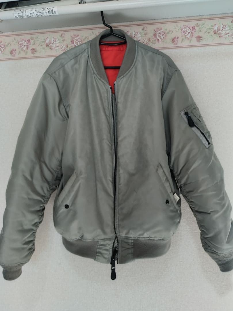 AVIREX MA-1ジャケット グレー