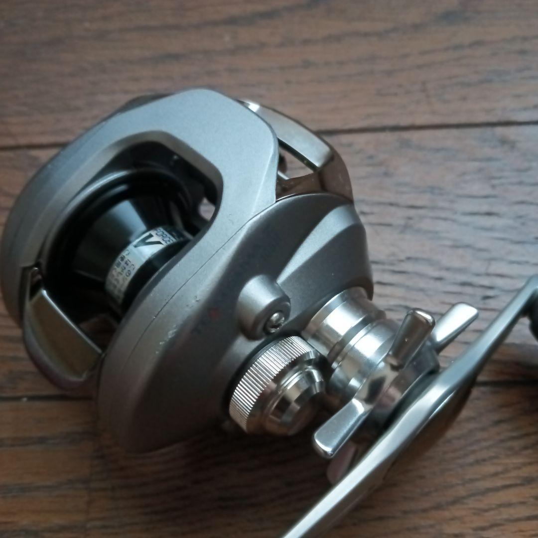 リール DAIWA 105H
