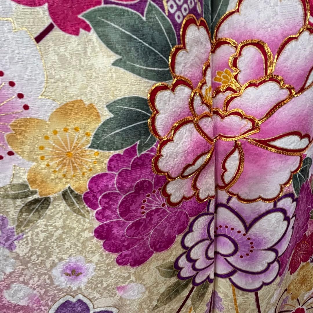 超美品　正絹　現代　振袖　成人式　着物　ピンク　躑躅色 175裄70 刺繍