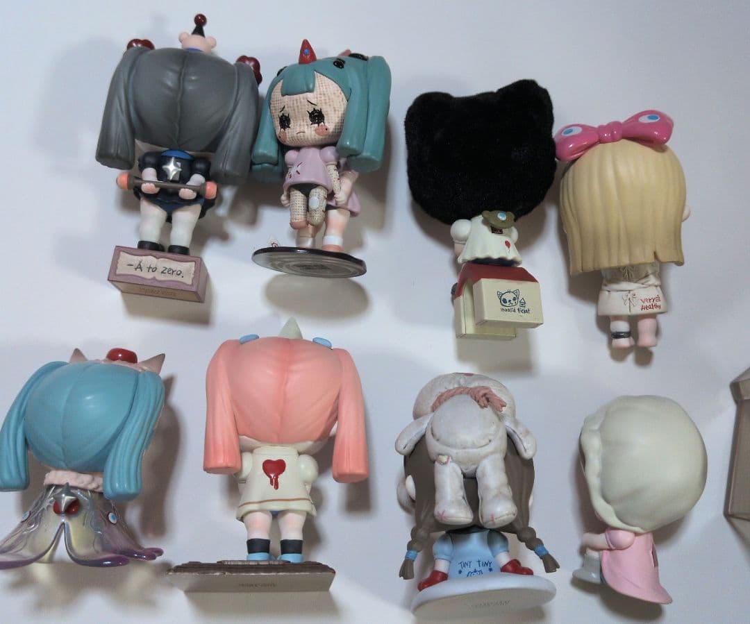 ポップマート　フィギュア popmart tinytinyプロローグシリーズ