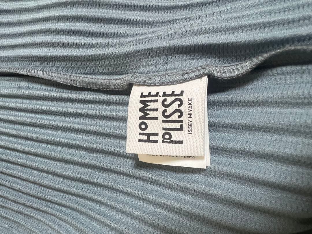 HOMME PLISSÉ ISSEY MIYAKE
