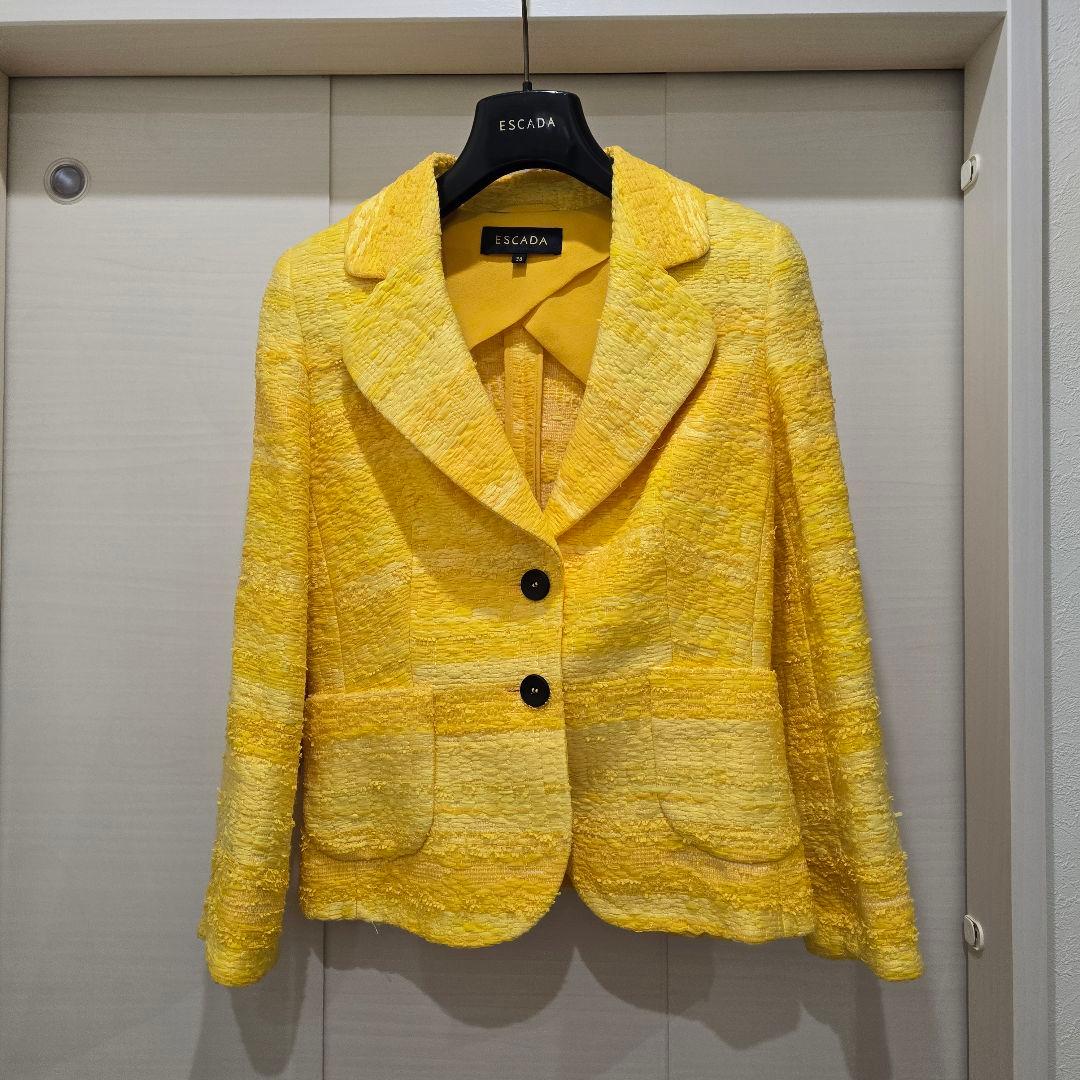 4月3日で終了!美品！ESCADA エスカーダイエローテーラードジャケット