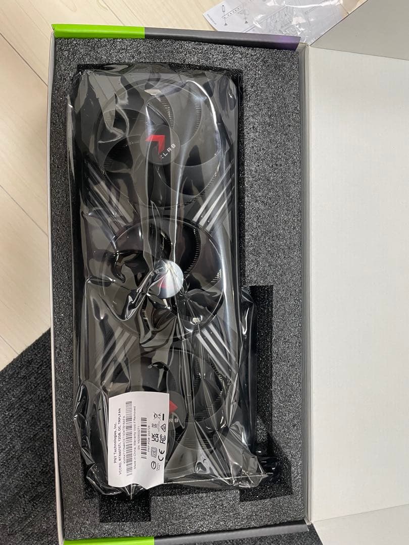 PNY GEFORCE RTX 4070 Ti 12GB OCモデル 最終値下げ