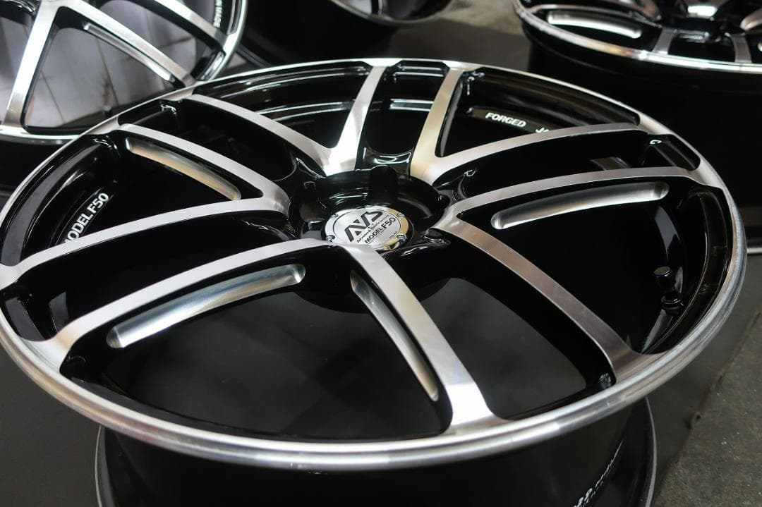 ヨコハマ AVS モデル F50 鍛造 20×9J +40 PCD112 5穴