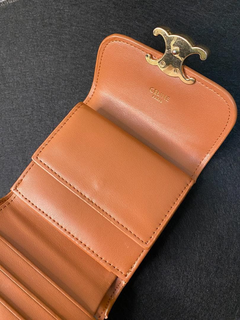 CELINE 三つ折財布