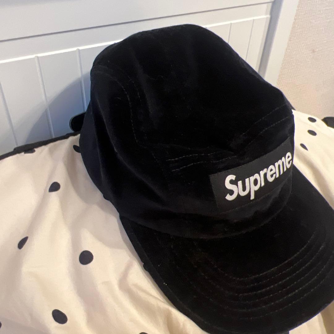 に*し様 U*a様 SUPREME キャップ