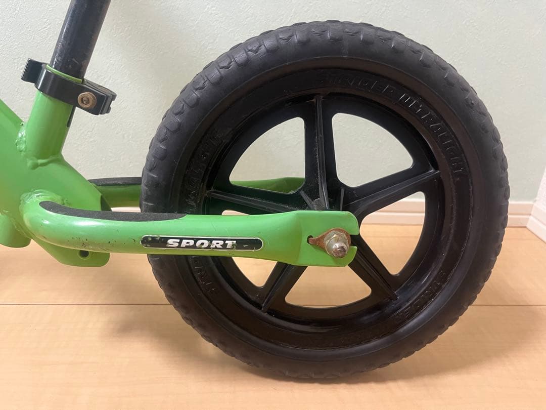 STRIDER スポーツ バランスバイク レッド　ストライダー　グリーン