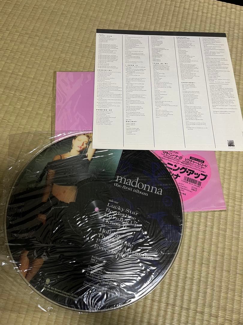 初回限定盤 madonna/ the first album ピクチャーレコード