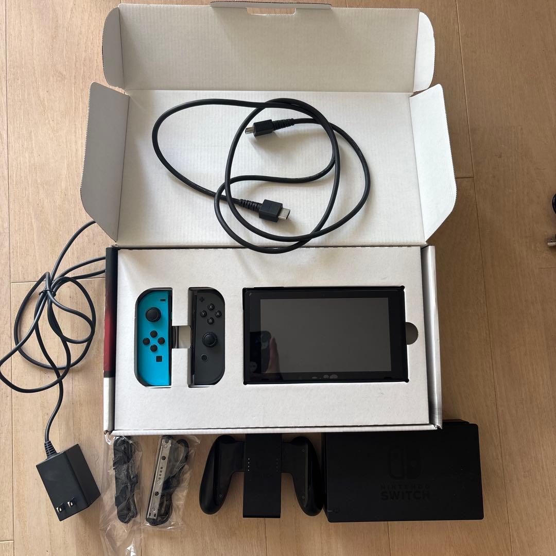 Nintendo Switch 本体 Joy-Con付き
