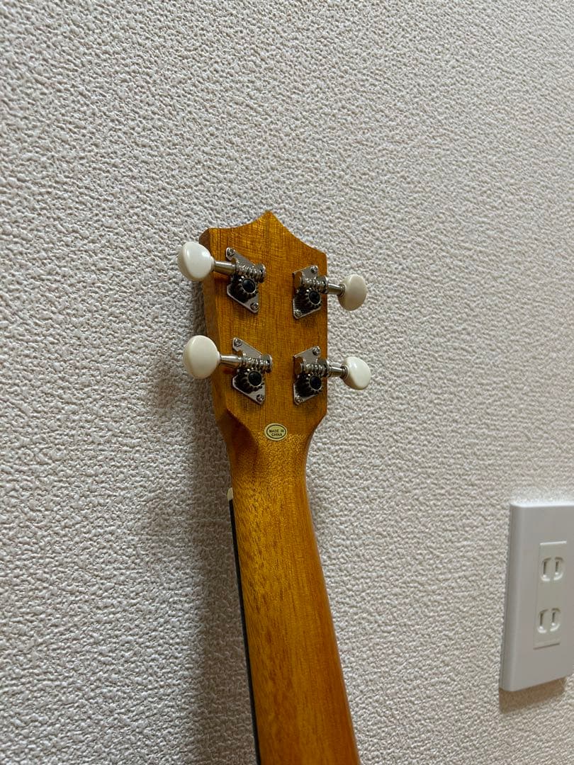 ウクレレ　ケース、チューナー付き