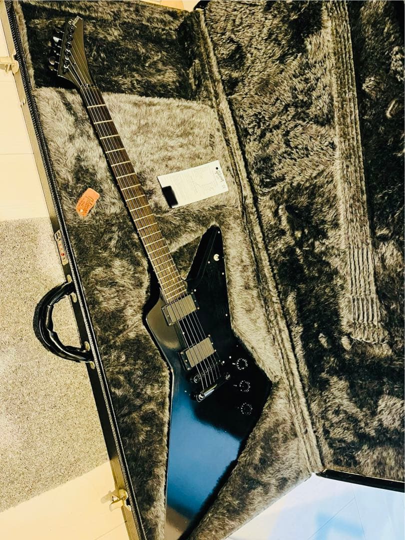 maxouwouhou1 様LTD Explorer Gothic II EMG