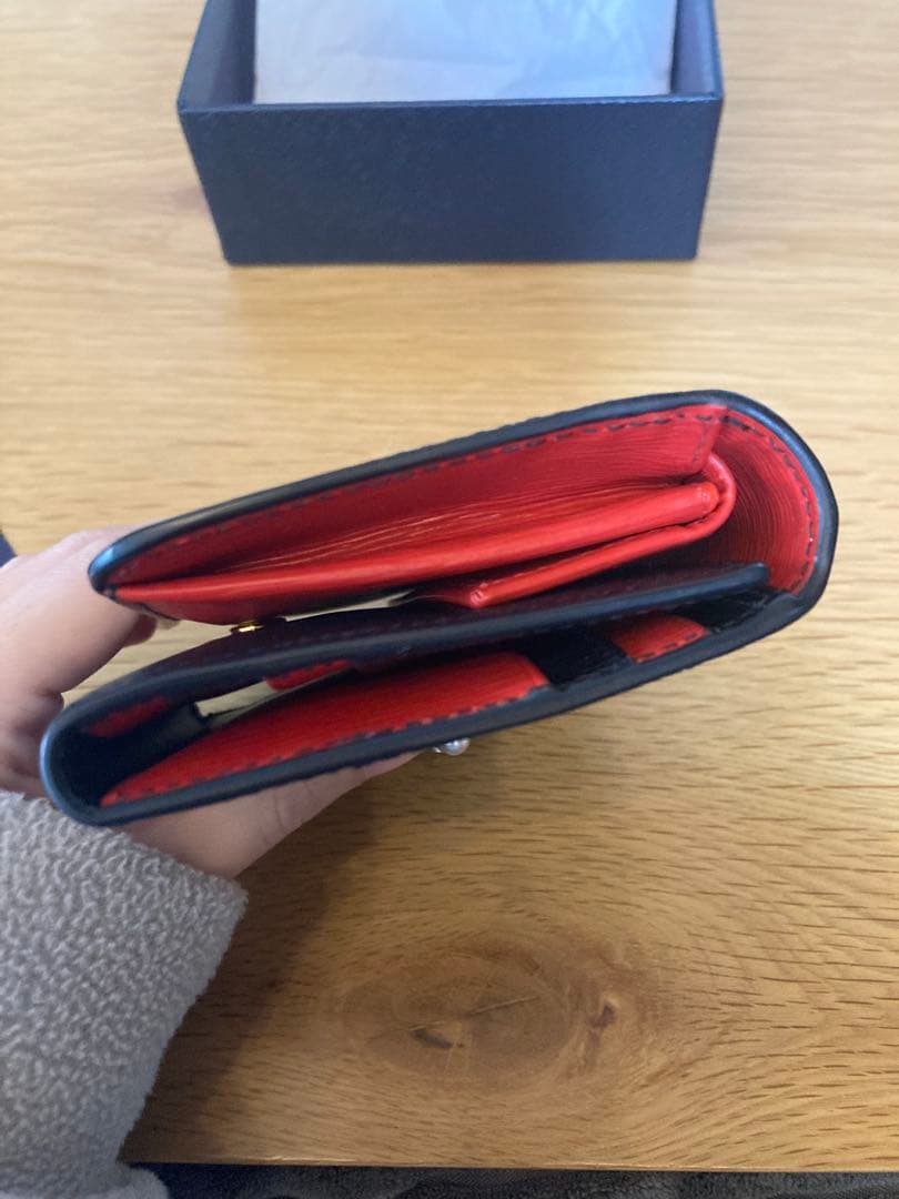 【新品未使用】 PRADA 三つ折り財布 ブラック バイカラー プラダ